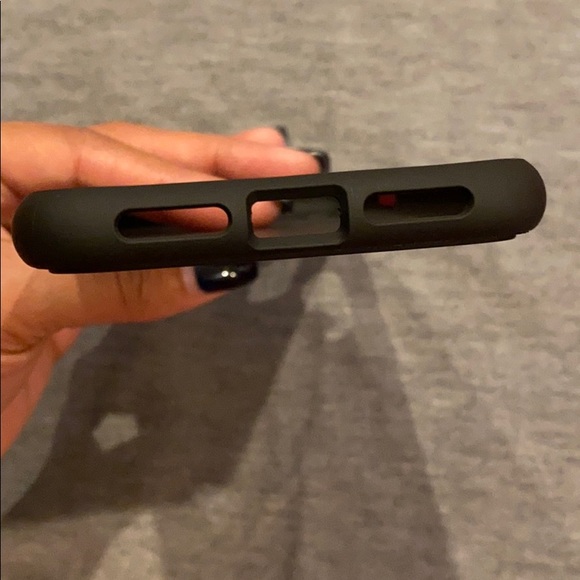 iPhone XR Case - Picture 3 of 4